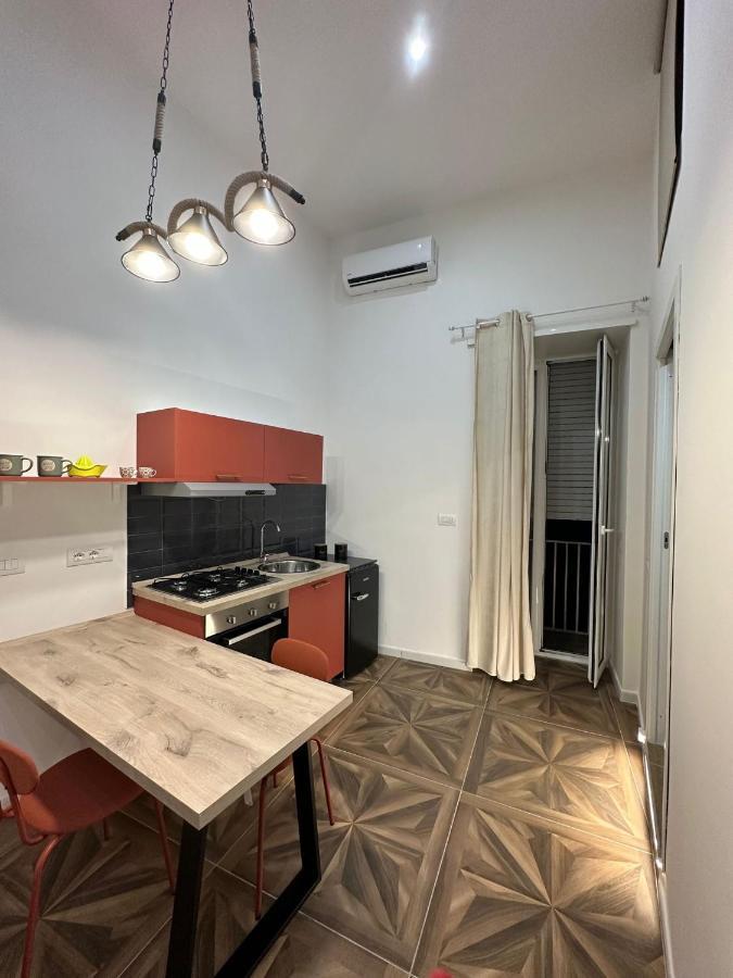 San Ferdinando Suite Room Napoli Bagian luar foto