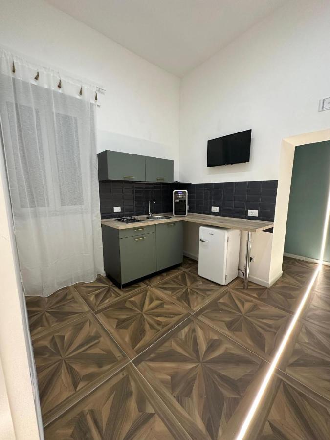 San Ferdinando Suite Room Napoli Bagian luar foto