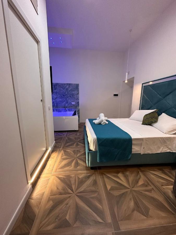 San Ferdinando Suite Room Napoli Bagian luar foto