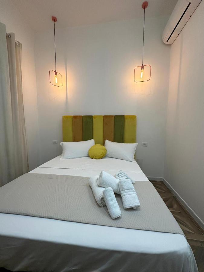 San Ferdinando Suite Room Napoli Bagian luar foto
