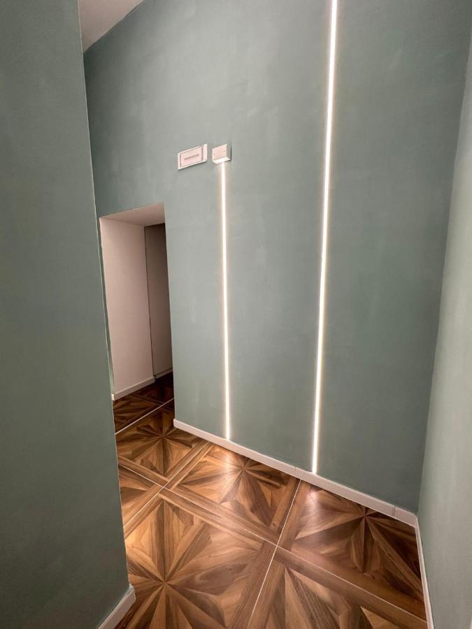 San Ferdinando Suite Room Napoli Bagian luar foto