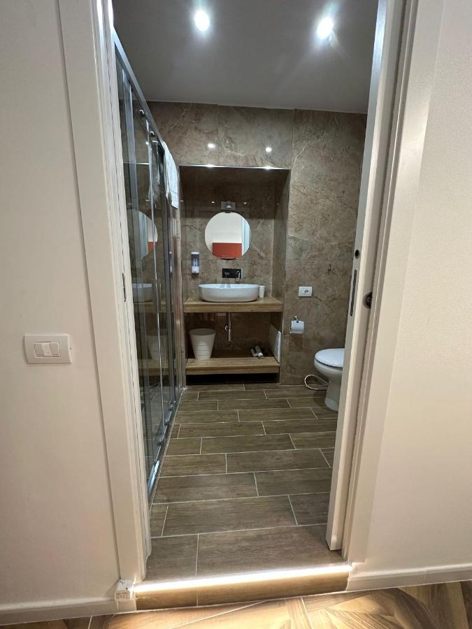 San Ferdinando Suite Room Napoli Bagian luar foto