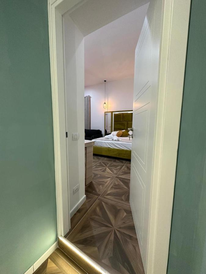 San Ferdinando Suite Room Napoli Bagian luar foto