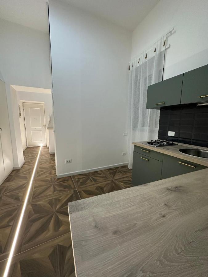 San Ferdinando Suite Room Napoli Bagian luar foto