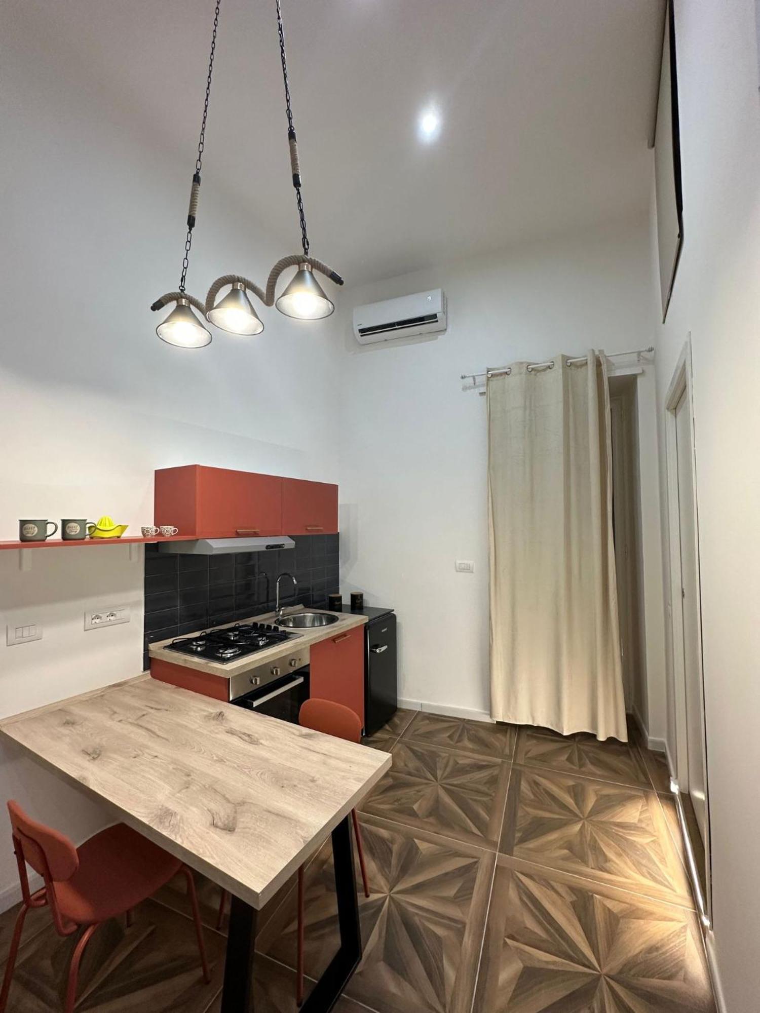 San Ferdinando Suite Room Napoli Bagian luar foto